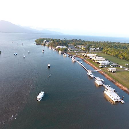 Lucinda Fishing Lodge Екстериор снимка