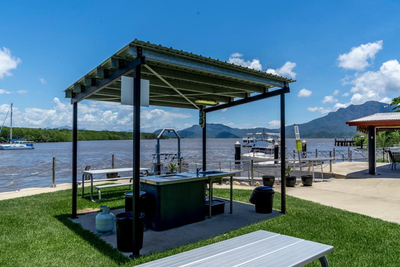 Lucinda Fishing Lodge Екстериор снимка