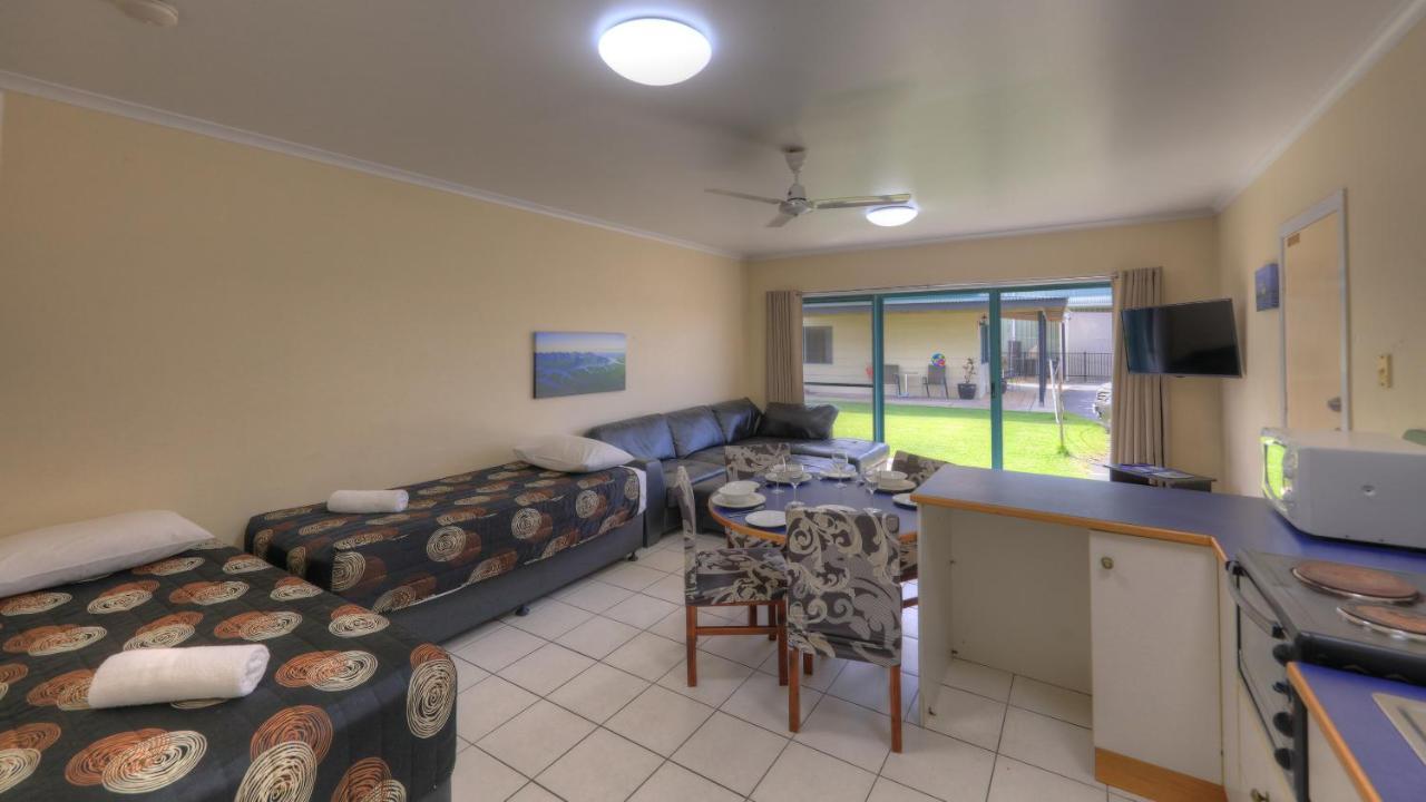 Lucinda Fishing Lodge Екстериор снимка